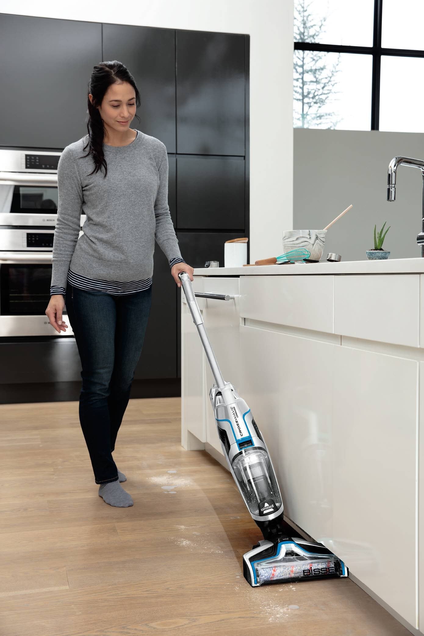 BISSELL Rechargeable VACUUM, WASH & DRY