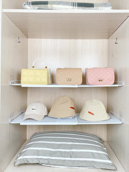 Extendable storage shelf