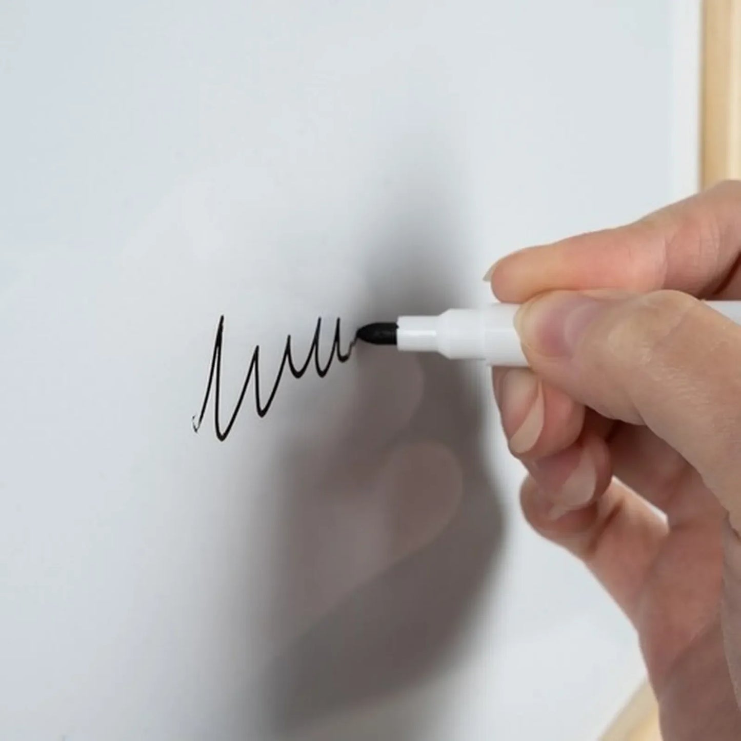 Playtive 2-in-1 Wooden Mini Tabletop Easel